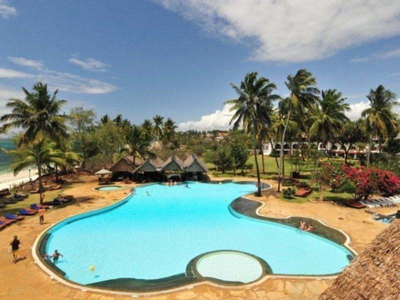 Reef Hotel Nyali Beach Exterior photo